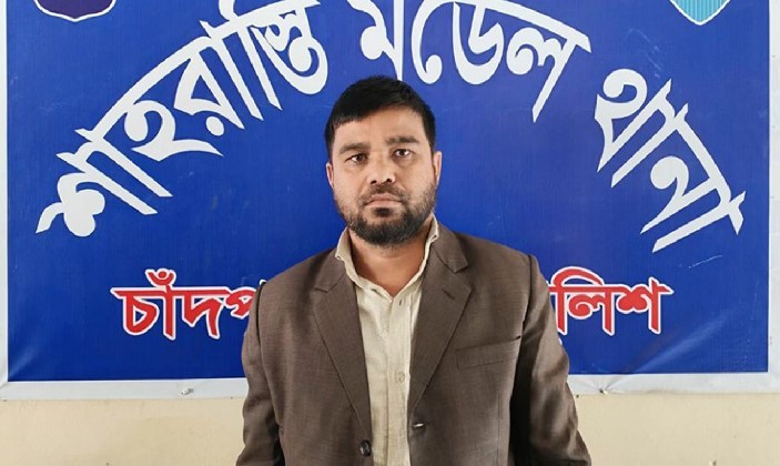 ছাত্রীর  অভিযোগে শিক্ষক আটক